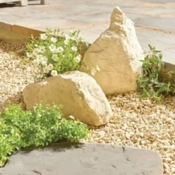 B&M Cotswold Rockery - Cream